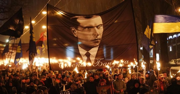 Почему "националисты" поддерживают Порошенко?