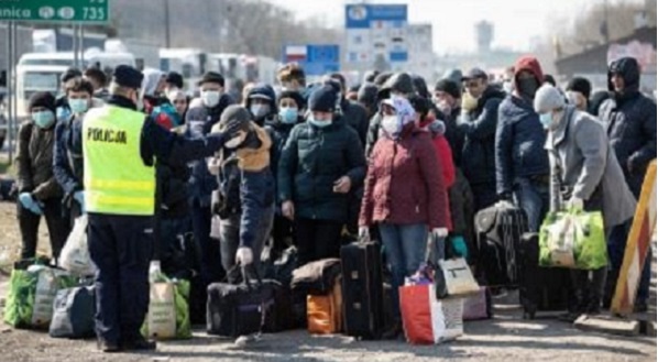 Бегство граждан из Украины - главная беда