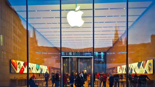 Белые яблоки против серых. Что будет с ценами на Apple с открытием в Украине официального представительства