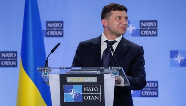 Глас вопиющего в пустыне: Зеленский призвал НАТО немедленно решить вопрос со вступлением Украины