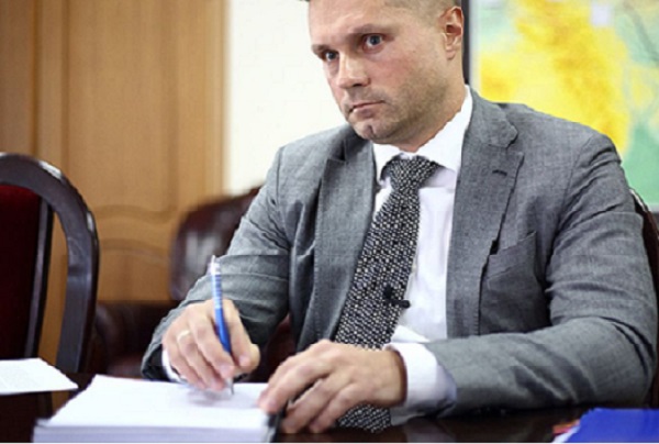 Глава Антимонопольного комитета Юрий Терентьев бросил вызов президенту Зеленскому, отозвав заявление об отставке