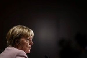 Глава Минюста Германии считает, что Меркель (вонючая путинская ху@соска) несет ответственность за эту войну