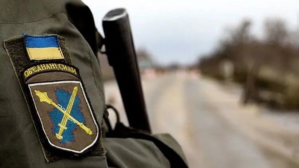 Граница до выборов и отказ от "народной милиции". Украина внесла новый план "кластеров" по Донбассу