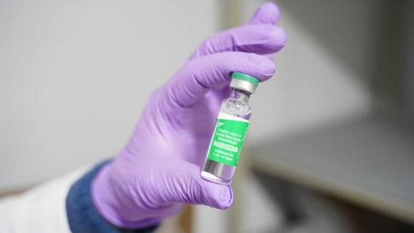 Индийская вакцина-репликат от коронавируса обошлась Украине почти в три раза дороже оригинала "Астразенеки"