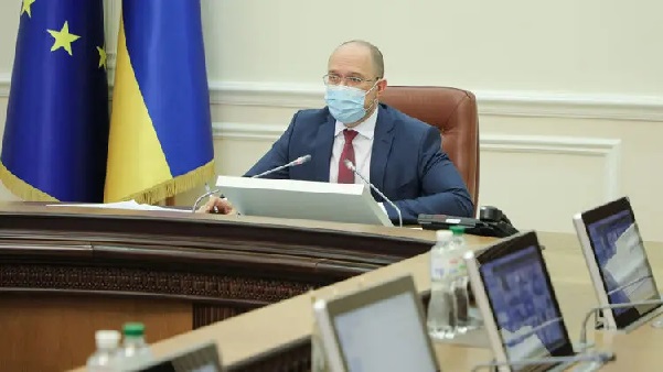 Украинский кабмин подготовил законопроект об отмене права каждого украинца на два бесплатных гектара земли