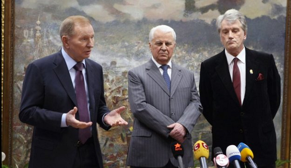Кравчук, Кучма и Ющенко не поддерживают решение Перта Порошенко о введении военного положения