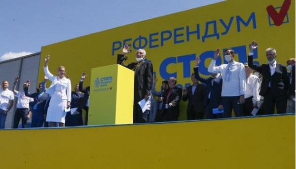 Лишь Юлия Тимошенко и ее «Батькивщина» противостоят аграрной капитуляции ЗЕ-власти — Александр Кочетков