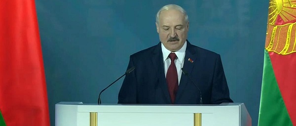 Лукашенко показал Украине, как нужно обращаться с Путиным