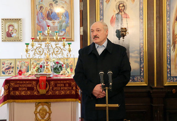 Лукашенко высказался по томосу для Украины