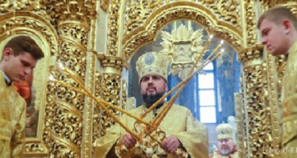 Макс Бужанский: Украинская церковь достойна лучшего, чем гальванизировать мертвые рейтинги