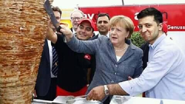 Меркель даст Зеленскому миллиард для олигархов в обмен на имплементацию формулы Штайнмайера