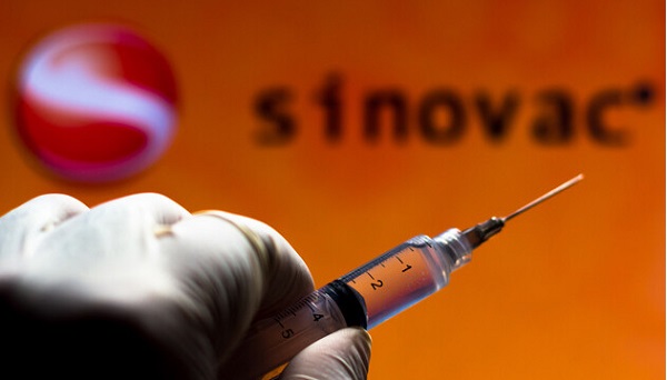 Министр здравоохранения Максим Степанов уже передумал закупать стремную китайскую вакцину?