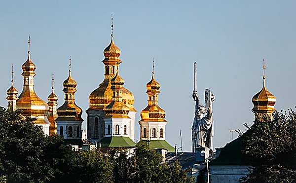 Над формированием новой церкви в Украине назревает буря — The Economist