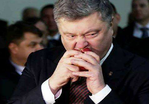 Олександр Ружанський: Насправді, це не яблуко на фото в руках Петра Олексійовича. Це вся Україна