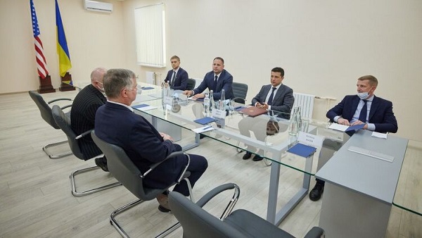 "Он не понимает, куда все катится". Богдан заявил, что Зеленский плюнул в спину руководителям Госдепа США