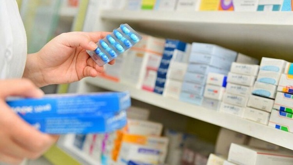 "Осталось на неделю". Почему антибиотики и витамины стали в Украине дефицитом и что будет с ценами