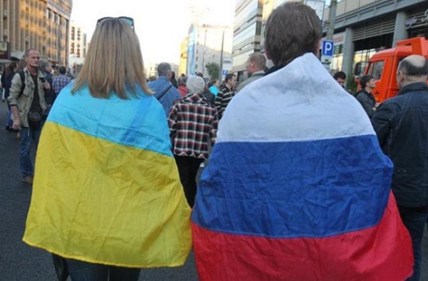 Почему почти половина украинцев хорошо относится к России? — Би-би-си