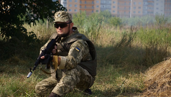 Терроборона от Зеленского: почему в Украине "не взлетает" система национального сопротивления