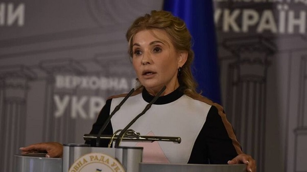 Юлия Тимошенко настроена спасать страну... и себя: Она готова вступить в коалицию с президентскими "Слугами"