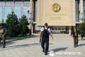 Лукашенко снова носится с автоматом