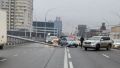 Они тоже устали? В Киеве на Шулявском мосту массовый обвал фонарей прямо на дорогу. Движение парализовано