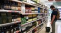 В Киеве продлили время продажи алкоголя в магазинах