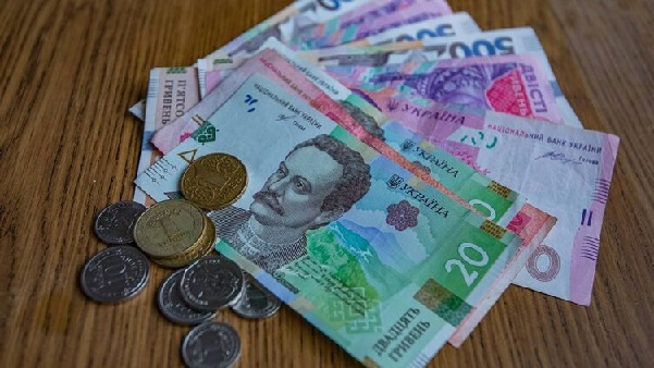 В декабре прошлого года задолженность украинцев по коммуналке выросла почти до 74 млрд гривен. График
