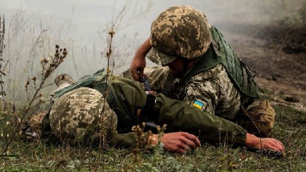 Перемирие БЛД! В день визита Зеленского и послов Gэ7 на Донбасс от пули снайпера погиб украинский военный