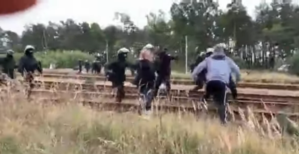 СРОЧНО! Силовой разгон полицией блокадников российского угля во Львовской области. ВИДЕО