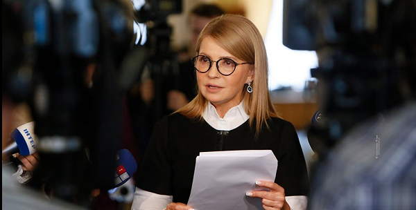 Юлія Тимошенко: Це бюджет – такий самий, як у попередні 5 років приймали уряди Порошенка. Ті самі стандарти бідності, ті самі недопустимі тарифи