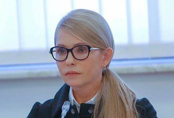 Юлия Тимошенко впервые после болезни приняла участие в партийном съезде "Батькивщины"