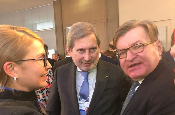 Тимошенко встретилась с Комиссаром ЕС Ханом
