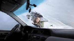 Замерзают стекла в авто: что делать?