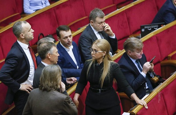 Юлия Тимошенко: Зеленский хочет отдать Украину на разрыв нескольким глобальным корпорациям. Видео